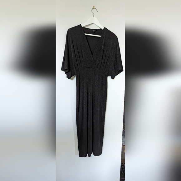 Black Dress - Picture 3 of 5